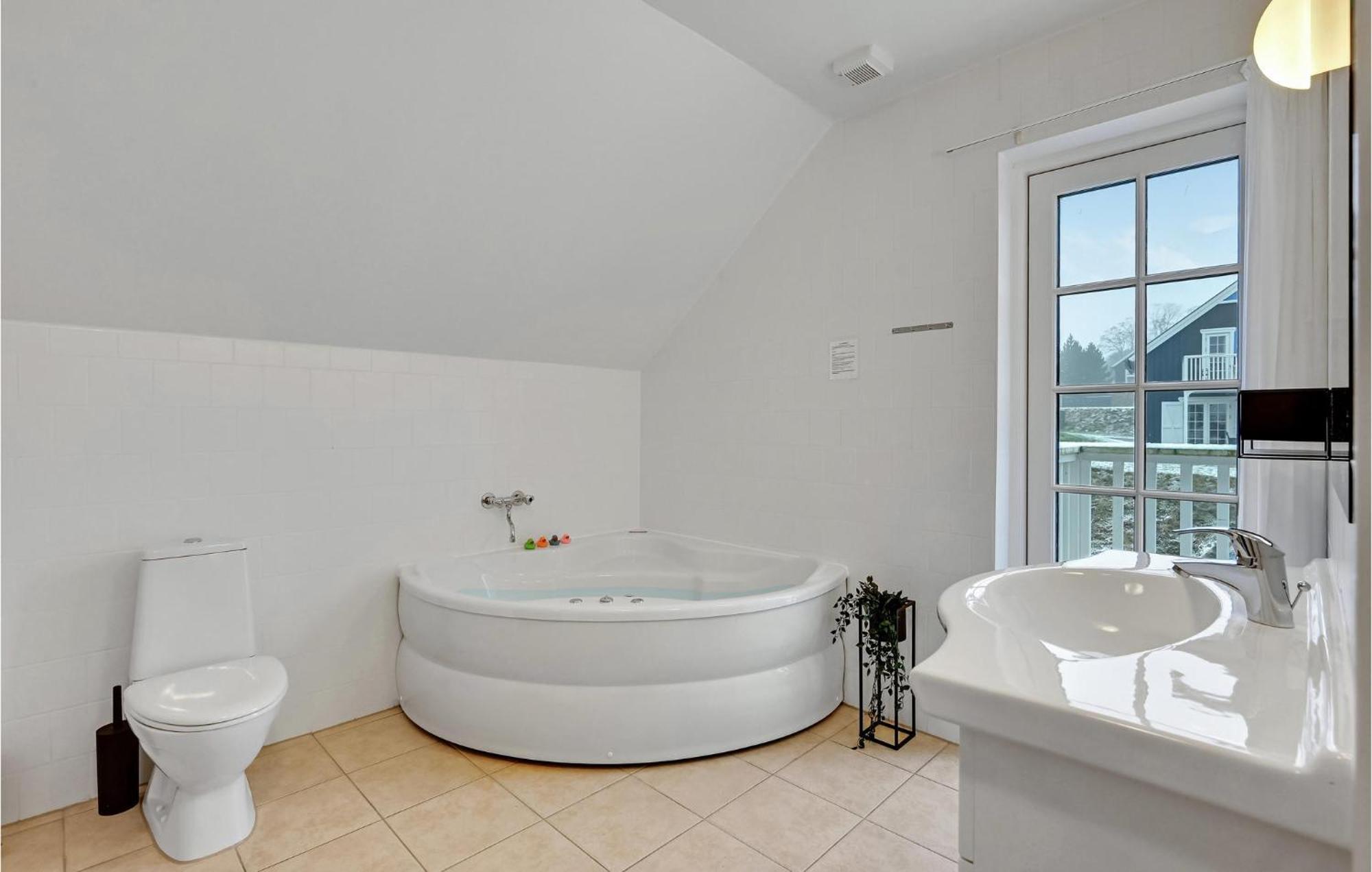 Nice Home In Gjern With Wifi Exterior foto