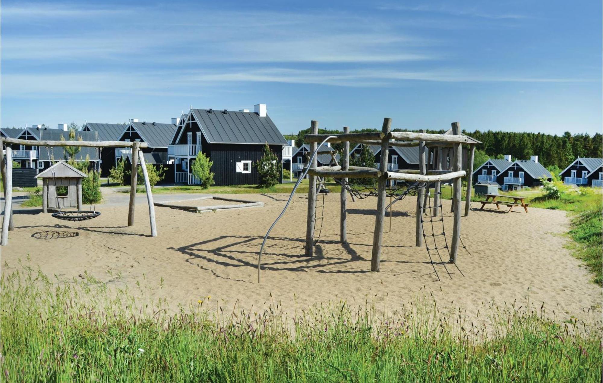 Nice Home In Gjern With Wifi Exterior foto